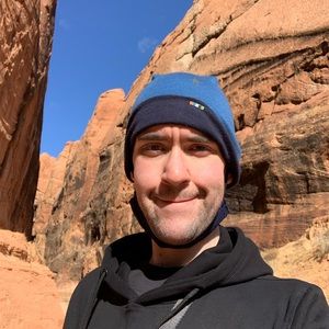 Meet your Posher, Travis